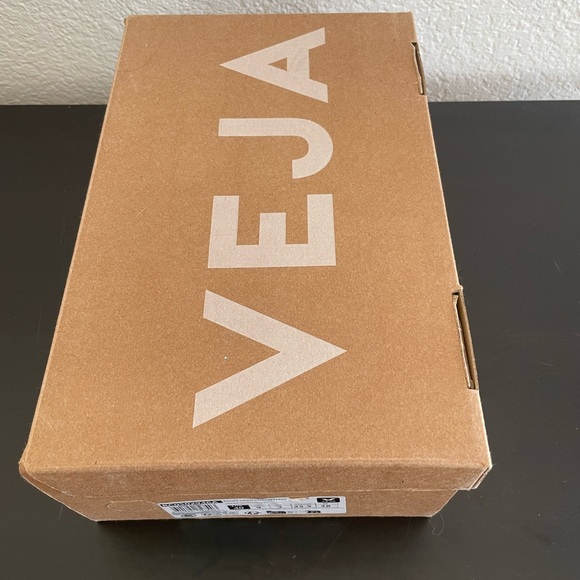 Womens Veja Recife sneakers NWT - Picture 5 of 11